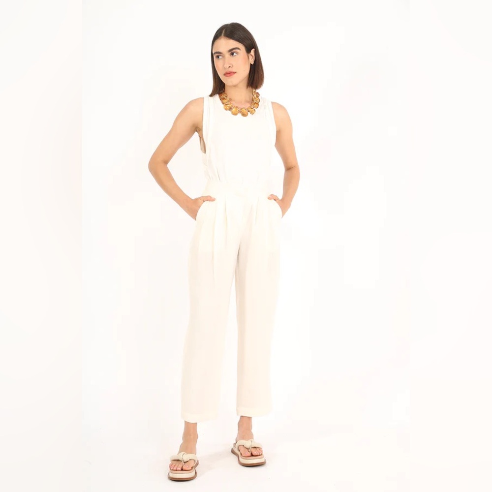 Forever 21 classic Sleeveless Jumpsuit